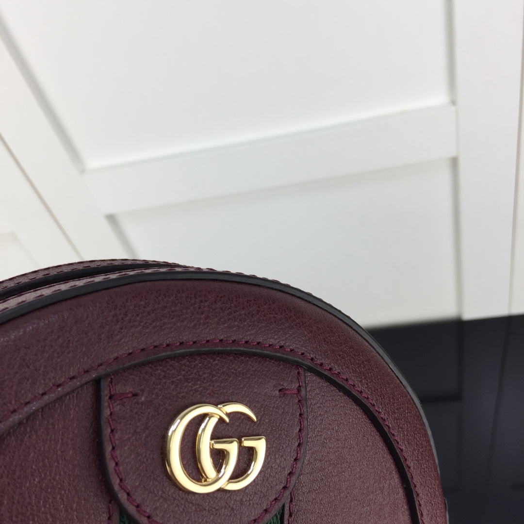 Gucci Round Bags